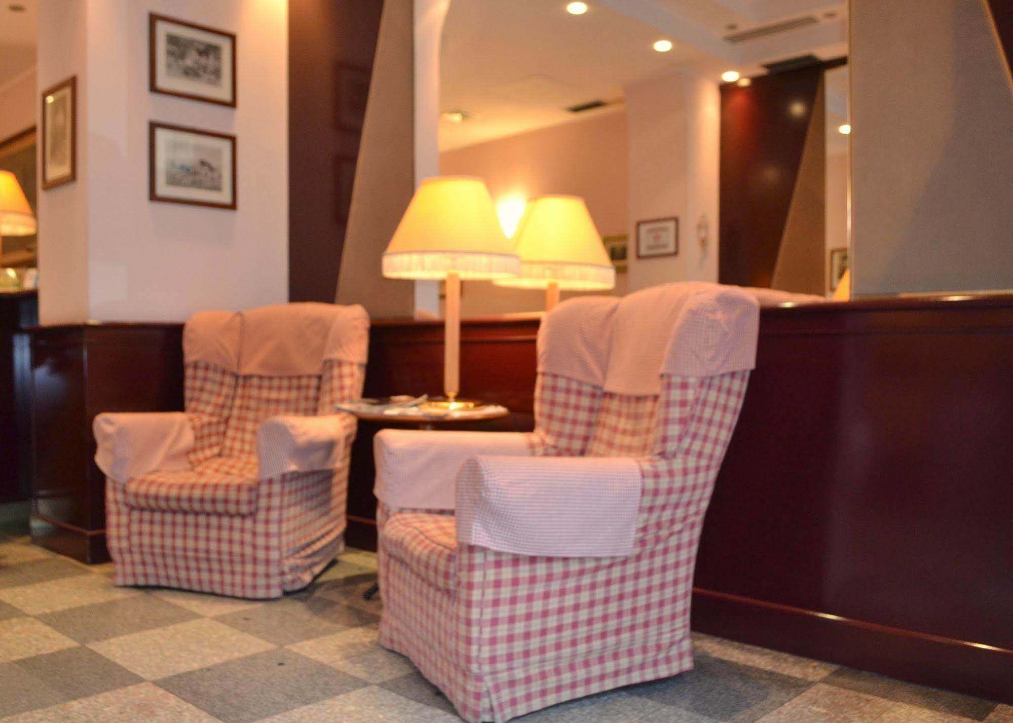 Buenos Aires Hotel ミラノ エクステリア 写真